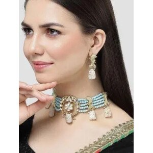 Karatcart White Designer Tumble Light Blue Crystal Beaded Kundan Choker Necklace Set