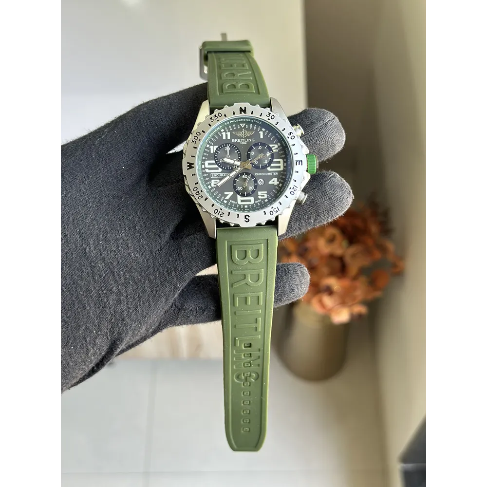 Breitling-Edurance-Pro-Silver-Green-1700.webp