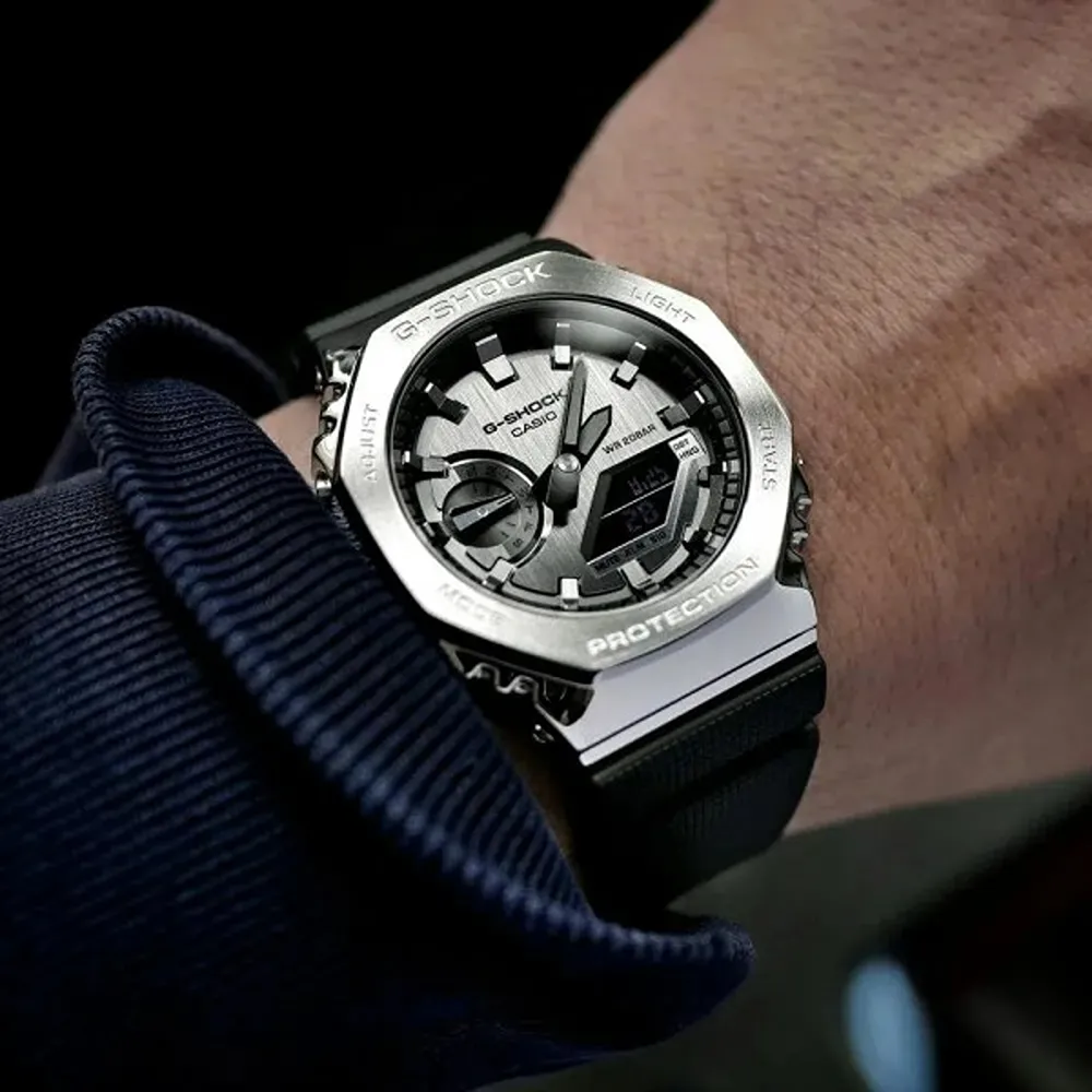 G-shock-Ga-2100-Silver-Black-1850.webp