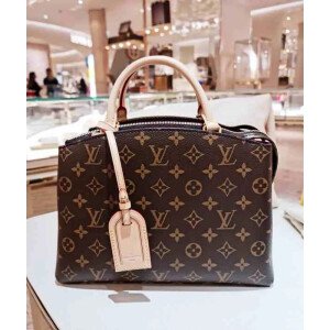 Imported Louis Vuitton Handbag For Women (LUB249)