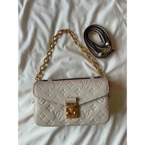 Imported Louis Vuitton Handbag For Women (LUB271)