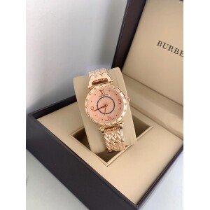Luxury Louis Vuitton Watch for Women With Beautiful Dial (SG-106)