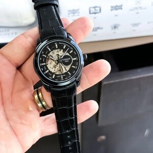 Classy Tissot Watch For Men (SW5209)