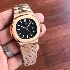 Classic Patek Philippe Watch For Men (LL587)