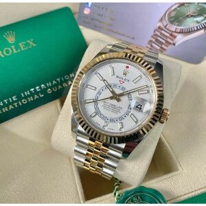 Classic Rolex Watch For Men (LL620)