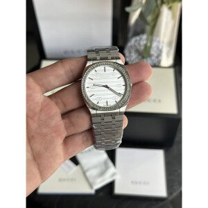 Trendy Gucci Watch For Men (CS4132)